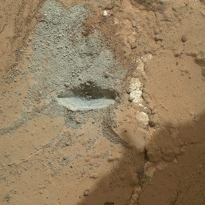 Curiosity, Kızıl Gezegen’de İlk Sondajını Yaptı