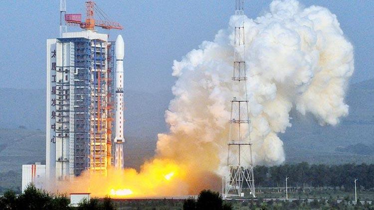 Çin dünyanın ilk 6G test uydusunu uzaya gönderdi