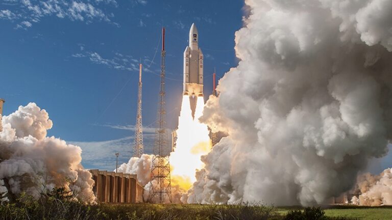 Tüm zamanların en iyi 10 Ariane 5 roket fırlatması
